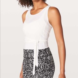 🍋 Lululemon It’s a Tie Tank